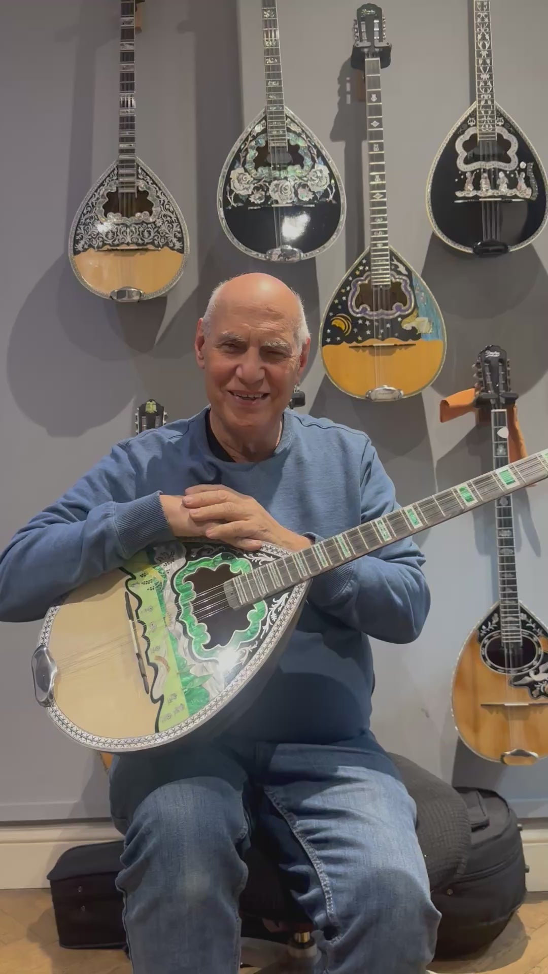 Mike Minas Playing Zampetas by Chris Karayiannis